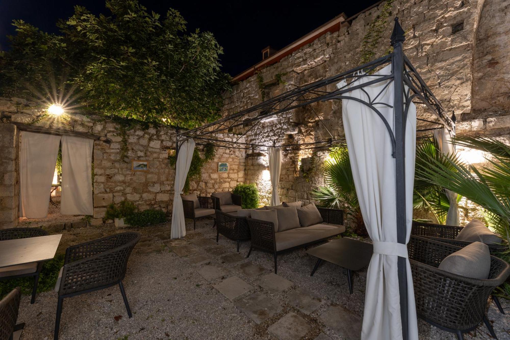 Hotel San Giorgio Vis Eksteriør billede
